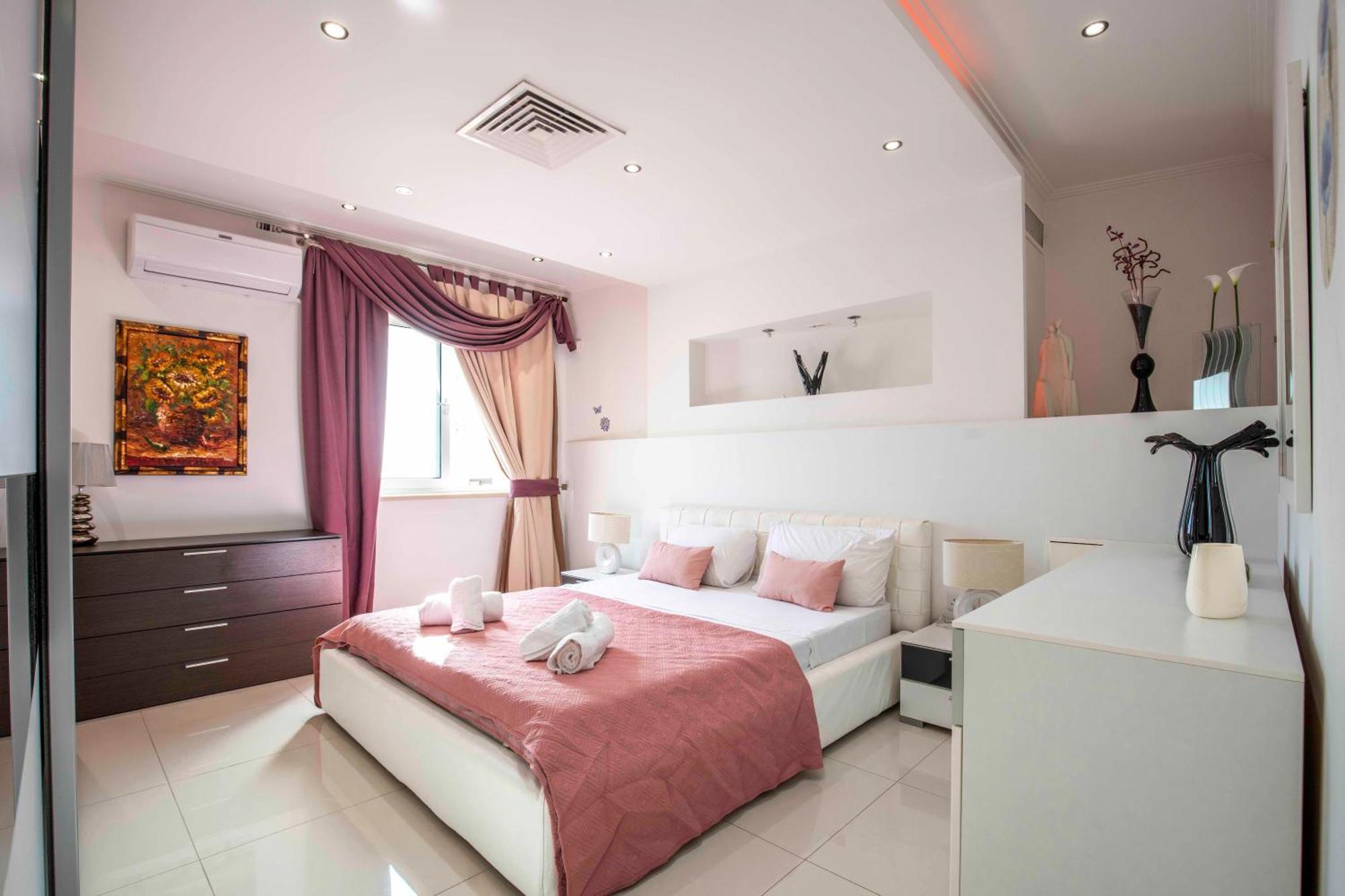 Appartement Oceanfront 3Br Penthouse Luxury & Views In Sliema Extérieur photo