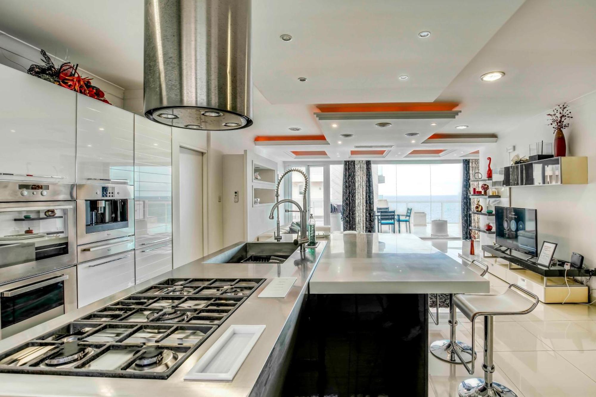 Appartement Oceanfront 3Br Penthouse Luxury & Views In Sliema Extérieur photo