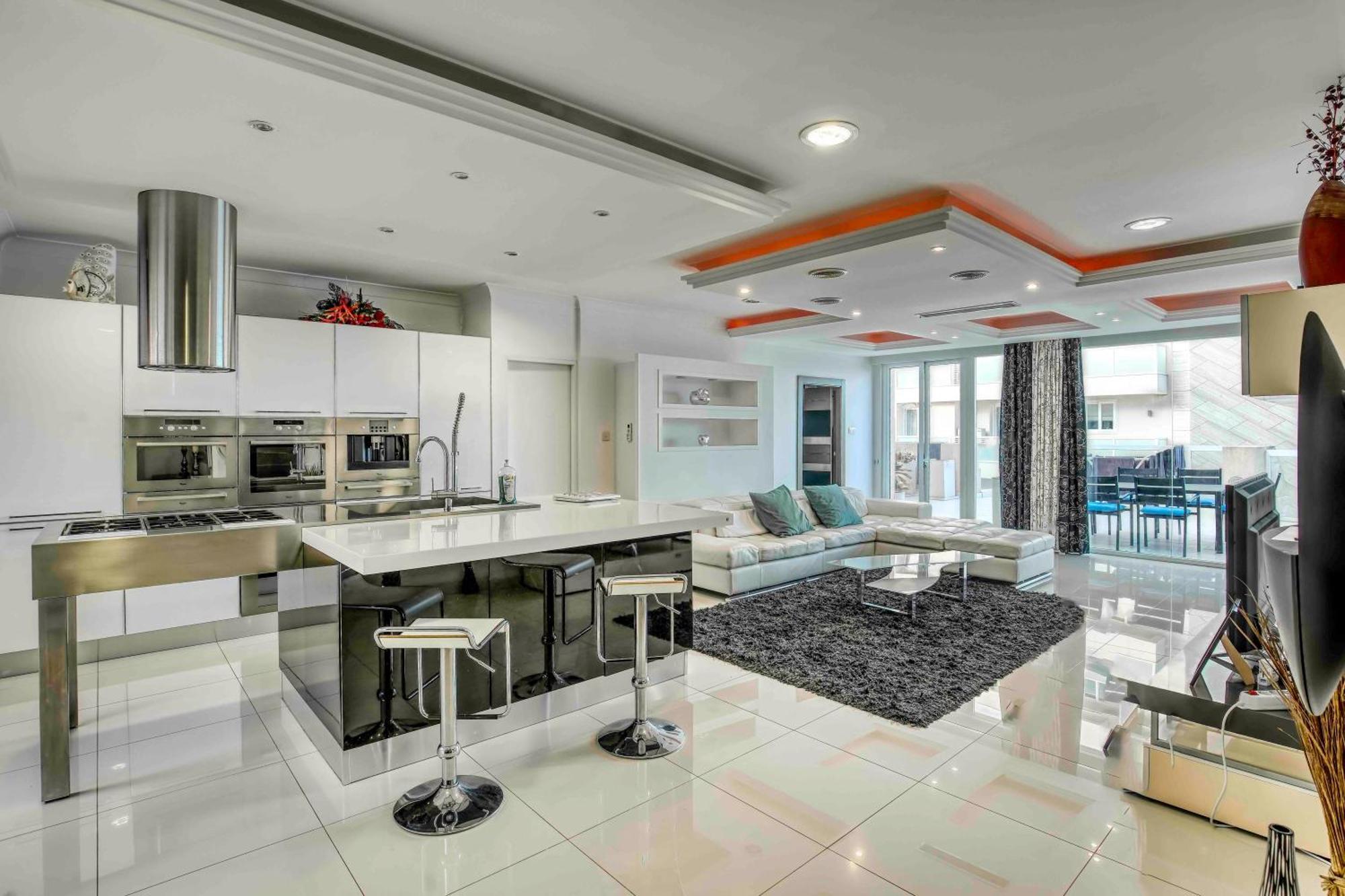 Appartement Oceanfront 3Br Penthouse Luxury & Views In Sliema Extérieur photo