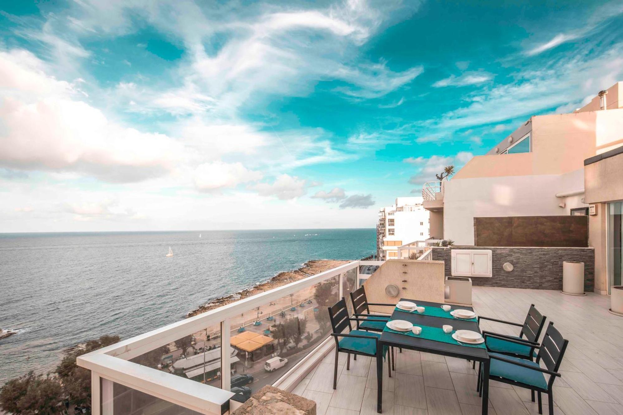 Appartement Oceanfront 3Br Penthouse Luxury & Views In Sliema Extérieur photo